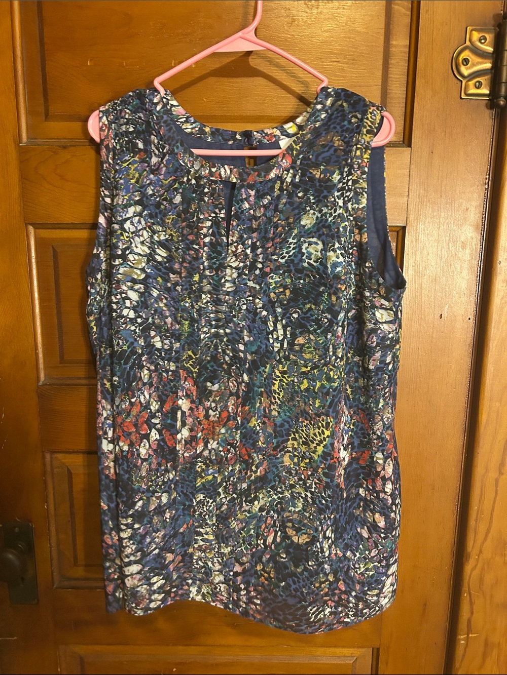 Cabi Large Sleeveless Multicolor Printed Top - Navy Base Lined